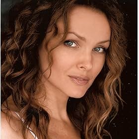 Dina Meyer