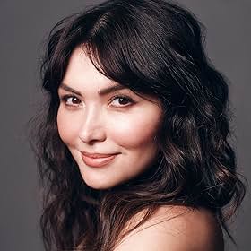 Daniella Pineda