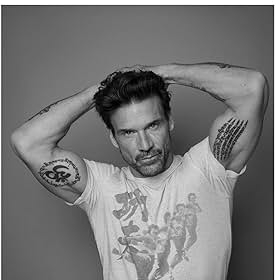 Go to Frank Grillo