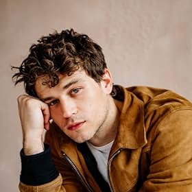 Go to Brandon Flynn