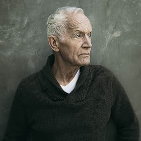 Go to Lance Henriksen