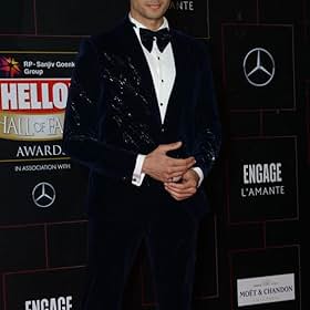 Go to Sidharth Malhotra