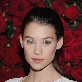 Go to Astrid Bergès-Frisbey