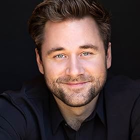 Go to Luke Benward