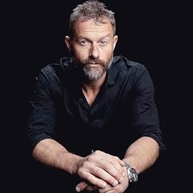 Go to James Badge Dale