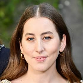 Go to Alana Haim