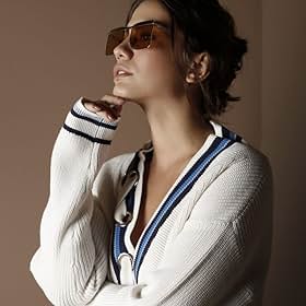 Go to Demet Özdemir