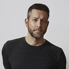 Go to Zachary Levi