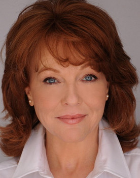 Cynthia Ferrer