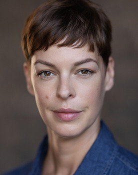 Pollyanna McIntosh