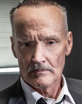 Michael Bowen