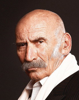 Tuncel Kurtiz
