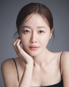 Uhm Ji-won
