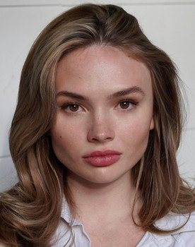 Natalie Alyn Lind